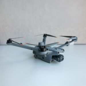 Dron DJI M3DT z uhla